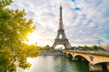 Paris Eyfel Kulesi, Fransa