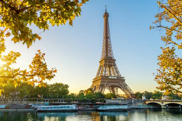 法国巴黎埃菲尔铁塔 — 图库照片
