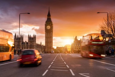 Londra Westminster Bridge ve Big Ben saat kulesi