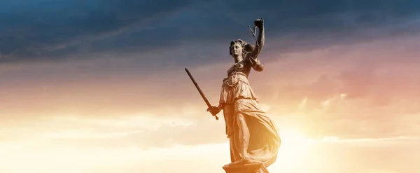 Justitia Фігурка Статуя Уособлення Справедливості — стокове фото