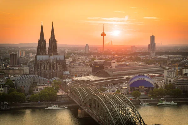 Кёльнский Городской Пейзаж Германии — стоковое фото