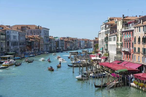 Traffic on Grand canal — Stock Photo, Image