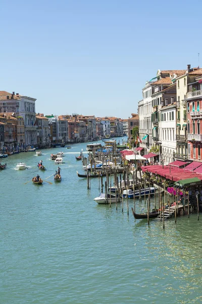 Traffic on Grand canal — Stock Photo, Image