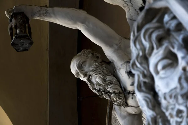 Statue inside Old cemetery — Stock Photo, Image