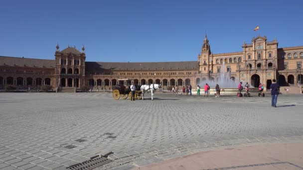 Севилья Испания Август 2017 Туристы Прогуливаются Восхищаются Знаменитой Площадью Испании Стоковое Видео