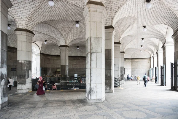 Ciudad Nueva York Agosto 2019 Personas Cerca Entrada Del Metro — Foto de Stock