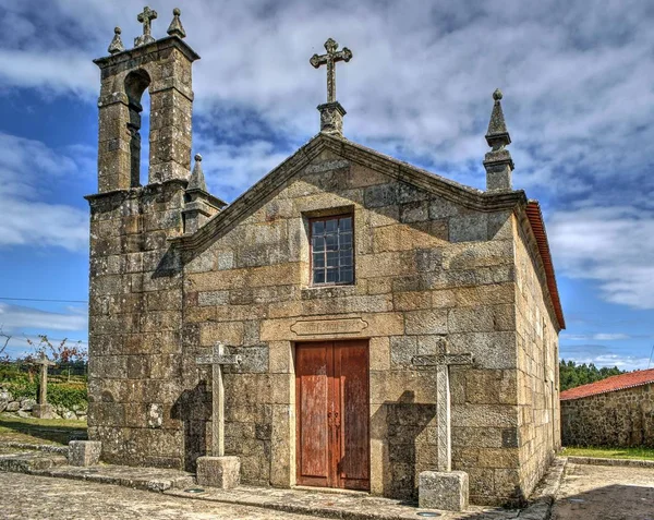 Старая церковь Санфинс де Феррейра в Пакос-де-Феррейра — стоковое фото
