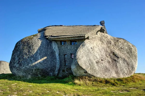 Рок Будинок Місті Fafe Гори Португалія — стокове фото