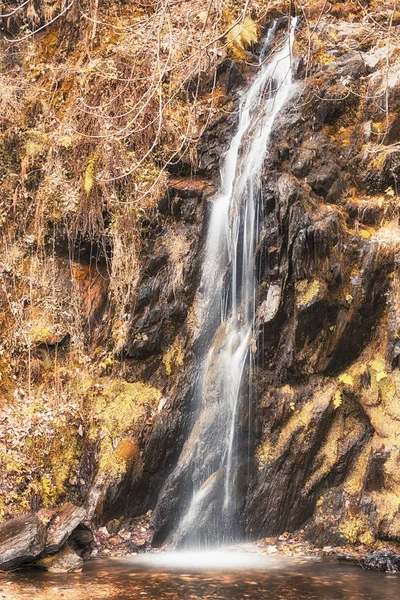 Waterfall in autumn season — Stock Photo, Image