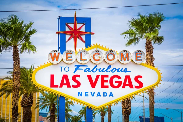 Welcome to Fabulous Las Vegas sign, Las Vegas Strip, Nevada, USA