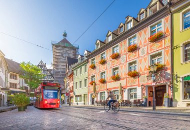 Tarihi şehir olan Freiburg im Breisgau, Baden Wurttemberg, Almanca
