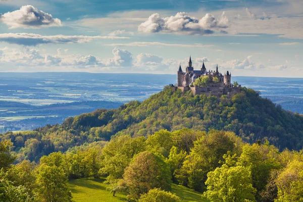 Zamek Hohenzollern o zachodzie słońca, Baden-Wurttemberg, Niemcy — Zdjęcie stockowe