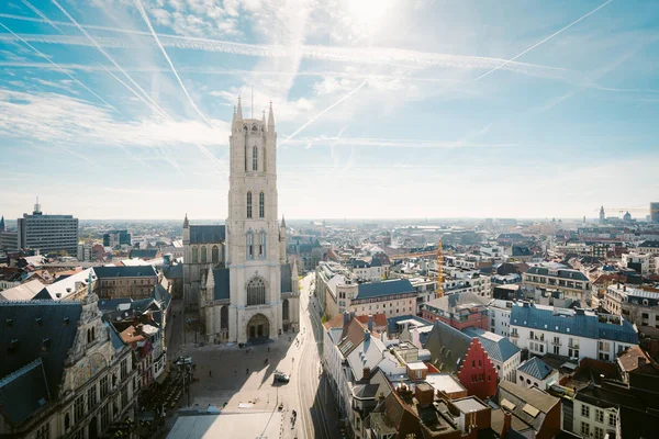 Binnenstad Gent met Sint-Baafskathedraal, Vlaanderen, België — Stockfoto