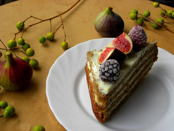 Fruit Cake White Plate — Stock Photo, Image