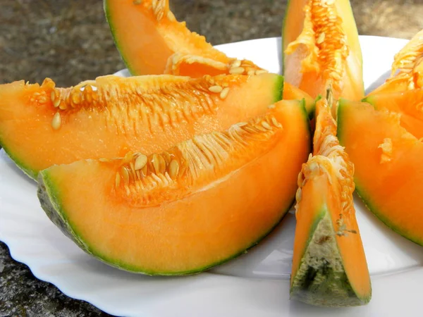 Irisan Melon Cantaloupe Segar — Stok Foto
