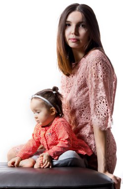 genç anne kızıyla birlikte