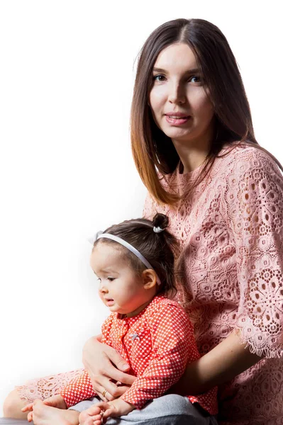 genç anne kızıyla birlikte