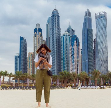 Modern bir şehir gökdelenler bir görüntü. Dubai