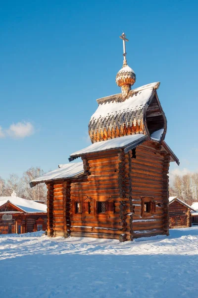 El pueblo cerca del lago Baikal Imagen De Stock