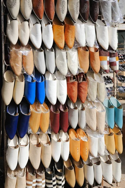 Senegalese artisanal leather slippers. Louga-Senegal. 3074