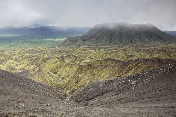 Stammkegel eines marumligar vulkanischen Kraters. ambrym island-vanuatu. 5966 — Stockfoto