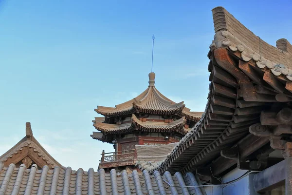 Obrácené Stupňovité Okapy Chrámu Mingyue Čínské Pagody Dalších Pavilonů Postavených — Stock fotografie