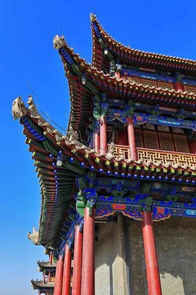 Obrátil Okapy Chiwen Chishou Zdobené Xieshan Styl Střechy Brána Věž — Stock fotografie