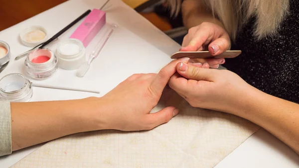 Proceso Manicura Profesional Salón Belleza —  Fotos de Stock