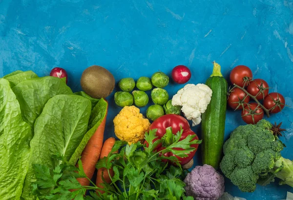 Cocina Verduras Orgánicas Frescas Coloridas Capturadas Desde Arriba Vista Superior — Foto de Stock