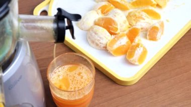 Meyve sıkacağı ve taze meyve ve sebze suyu