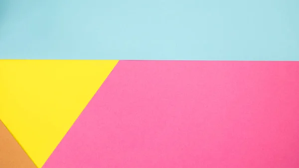 Trendige geometrische abstrakte Textur aus farbigen Papieren — Stockfoto