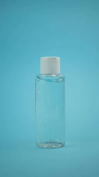 Gel Álcool Lavagem Mão Fundo Azul Protecção Contra Poluição Vírus — Fotografia de Stock