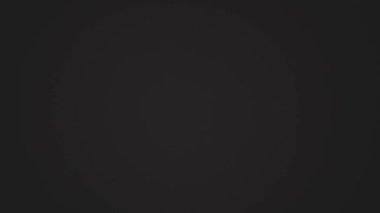 Işık sızıntısı var. Gerçek mercek fişeğinin makro görüntüsü. Işık sızıntısı etkileri