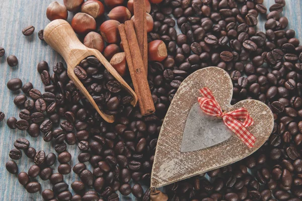 Kahve Çekirdekleri Fındık Fındık Aşk — Stok fotoğraf