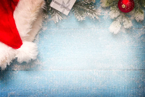 Fondo abstracto de Navidad con sombrero de Santa Claus — Foto de Stock