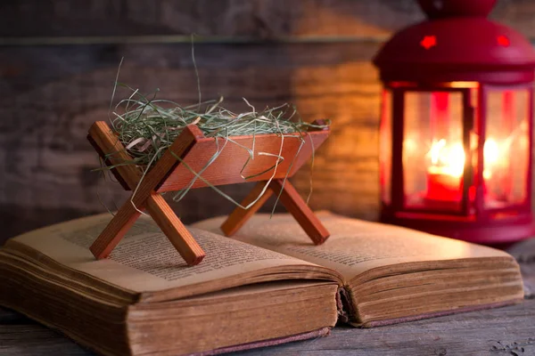 Nacimiento de Jesús con pesebre en la Biblia símbolo de Navidad abstracto — Foto de Stock