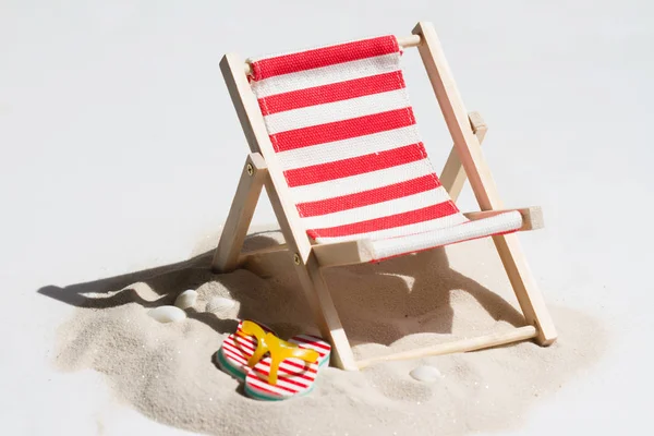 Empty sunbed on the beach on sand abstract — Stock Photo, Image