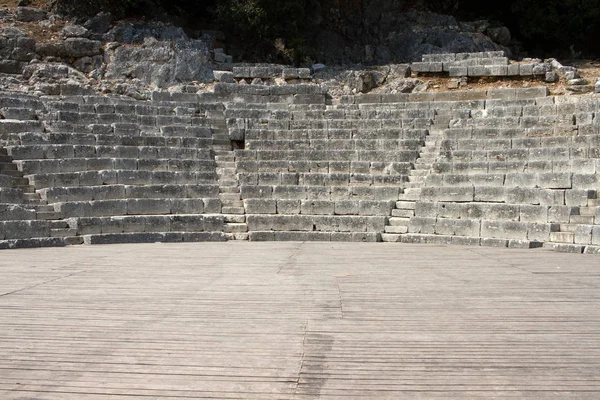 Boş sahne arka plan sunu kavramı ile antik tiyatro — Stok fotoğraf