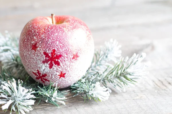 圣诞节下雪苹果与树抽象背景概念 — 图库照片