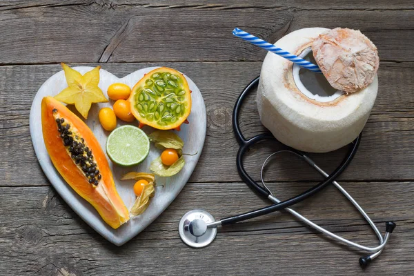 코코넛 밀크와 다이어트 — 스톡 사진