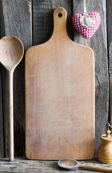 Oude Retro Lege Snijplank Met Hart Love Koken Voedsel Achtergrond — Stockfoto