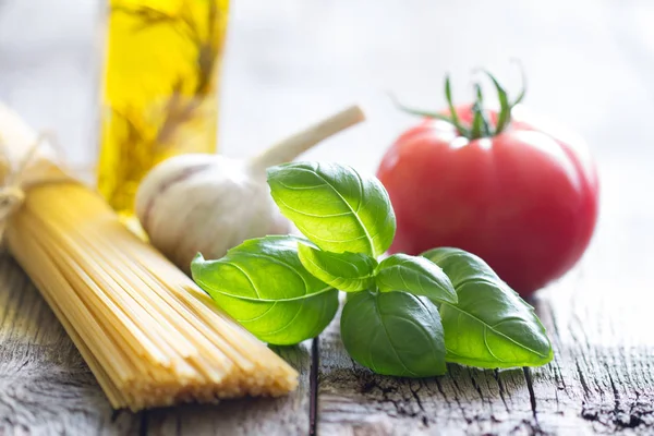 Basil Tomato Garlic Italian Food Still Life Pasta Retro Planks Royalty Free Stock Photos