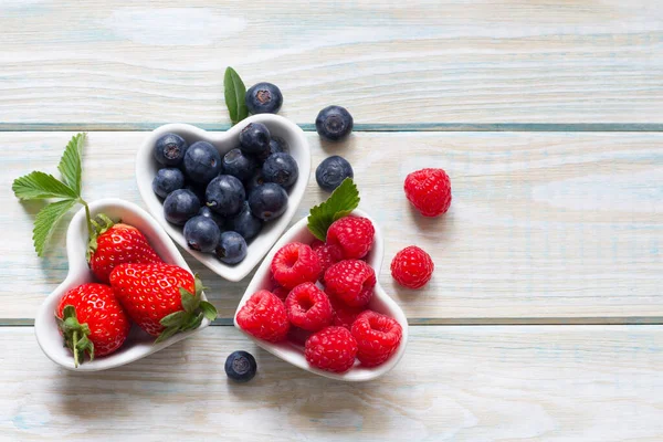 Raspberries Blueberries Strawberry Heart Still Life — Stock Photo, Image