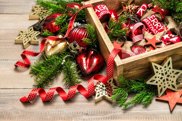 Adornos navideños decoración ramas de árbol de Navidad —  Fotos de Stock