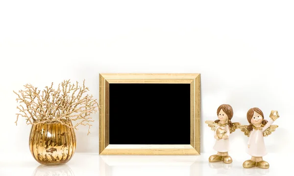Ángel de Navidad y marco de oro — Foto de Stock