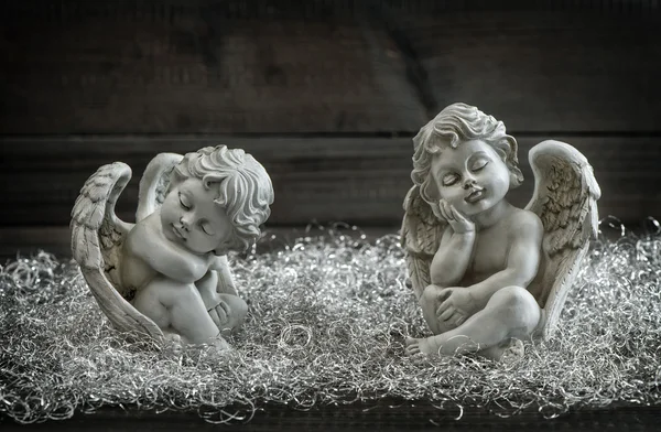 Ange gardien. Décoration de Noël. Enfant qui glisse — Photo