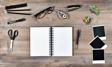 Kitap polaroid fotoğraf çerçeve yazma araçları office okul açabilir