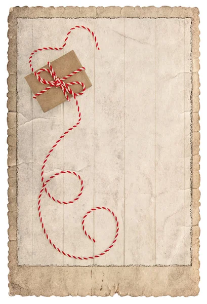Рождественская открытка в винтажном стиле подарочная коробка — стоковое фото