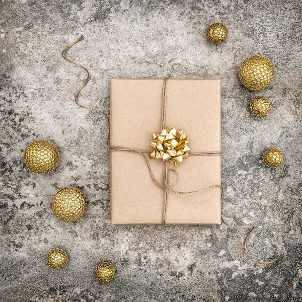 Украшение рождественских подарков в социальных сетях
