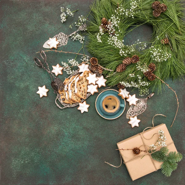 Weihnachtskuchen Stollen Stern Plätzchen Kaffee Dekoration Feiertage — Stockfoto